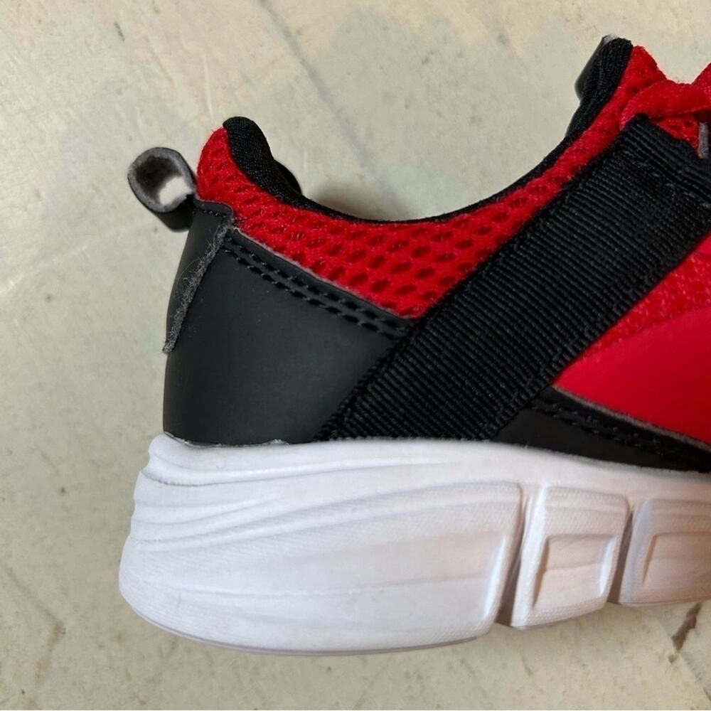 Kids Fila Sneakers, Red Mesh with Black Details, Lace Up, Size 11 - Picture 8 of 12